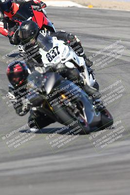 media/Nov-16-2025-Race Pace (Sun) [[8c5fa54630]]/Verified Riders/1-Turns 9 and 10 (925am)/